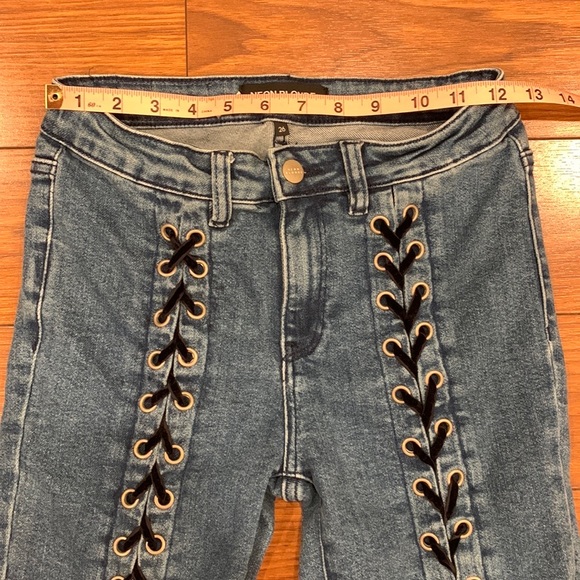 Neon Blonde Blondie Mid Rise Tie Up Blue Valentine Skinny Jeans - Picture 11 of 16